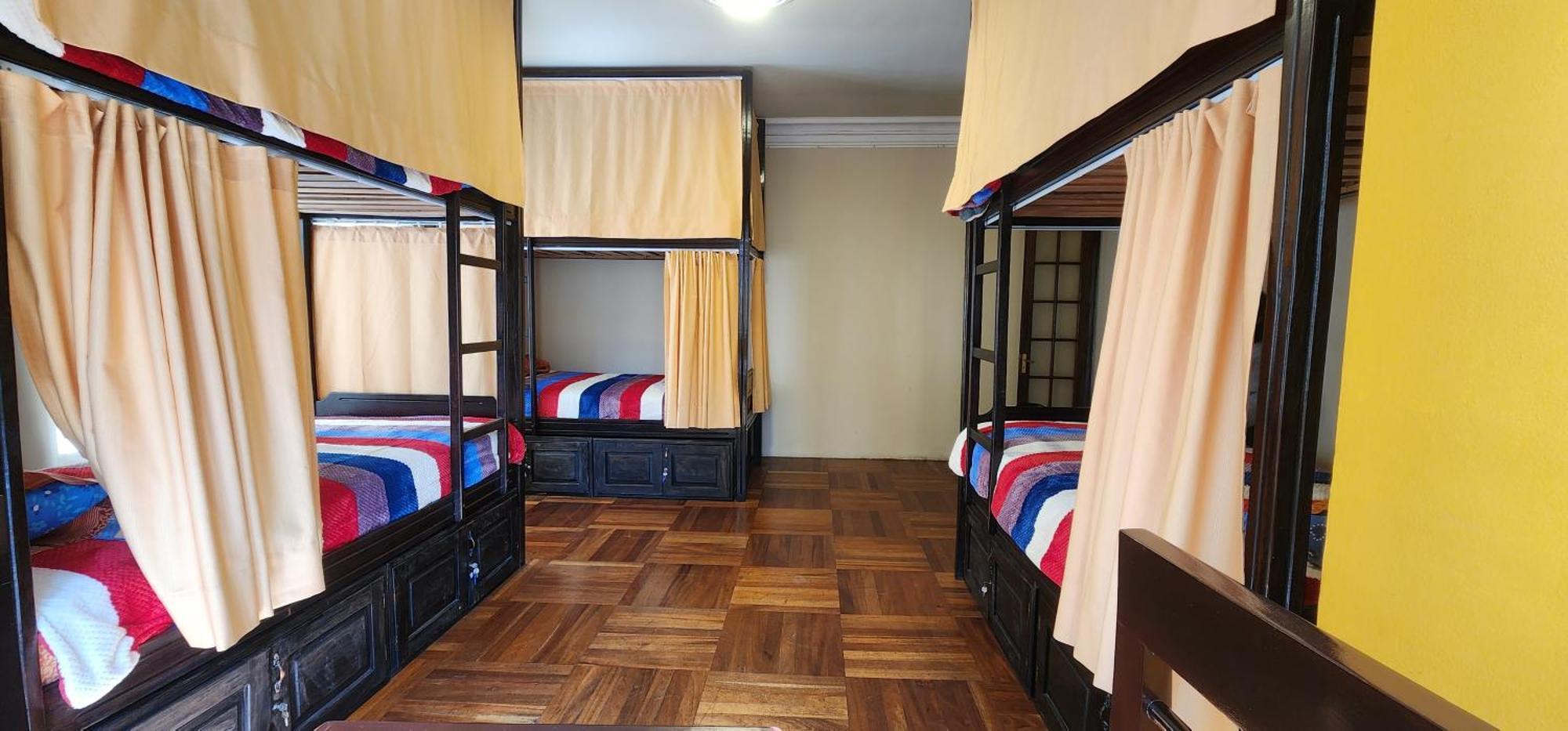 Hotel Raven La Paz Esterno foto