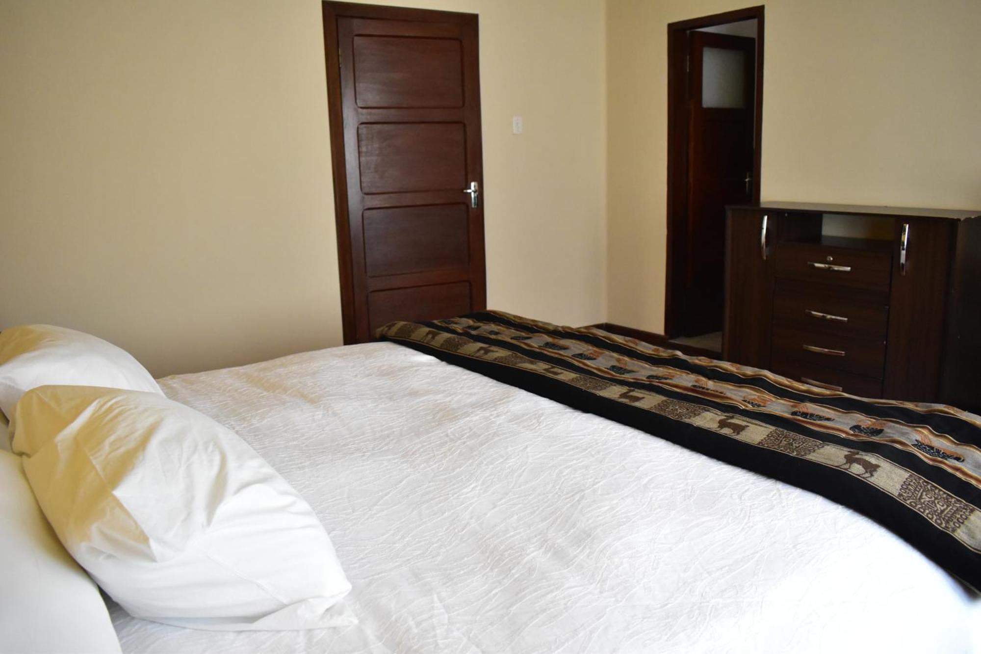 Hotel Raven La Paz Esterno foto
