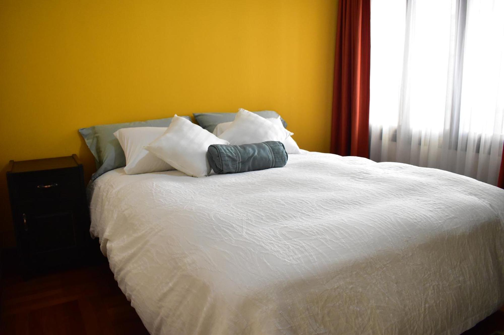 Hotel Raven La Paz Esterno foto